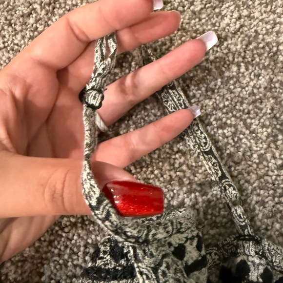 American Eagle Outfitters Black and white Romper L - Picture 5 of 9